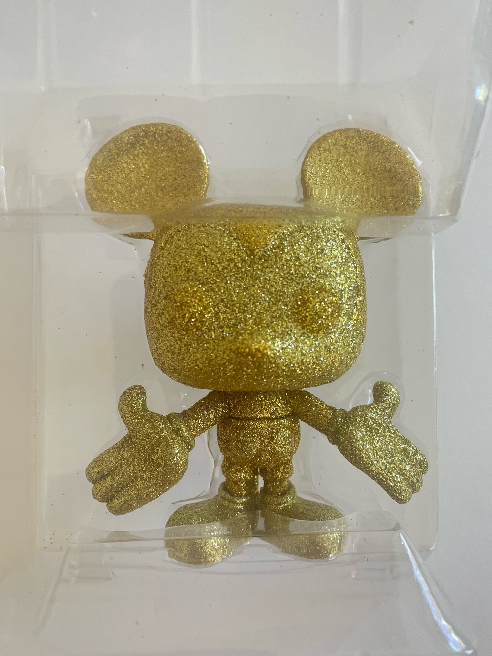 Disney Mickey Mouse pop figurine in glitter gold - Picture 2 of 6
